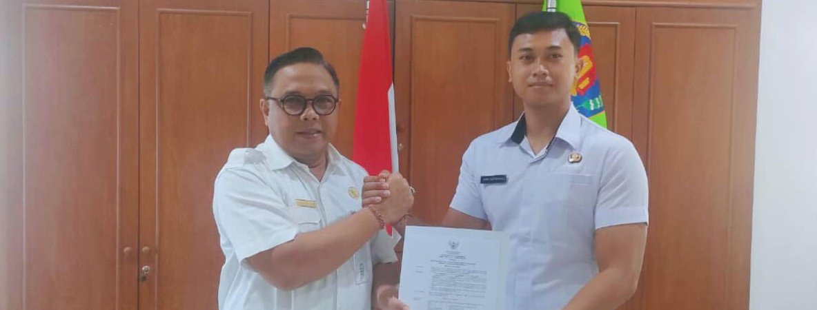 Serah Terima Keputusan Bupati Klungkung Tentang Pengangkatan CPNS lulusan Sekolah Kedinasan IPDN